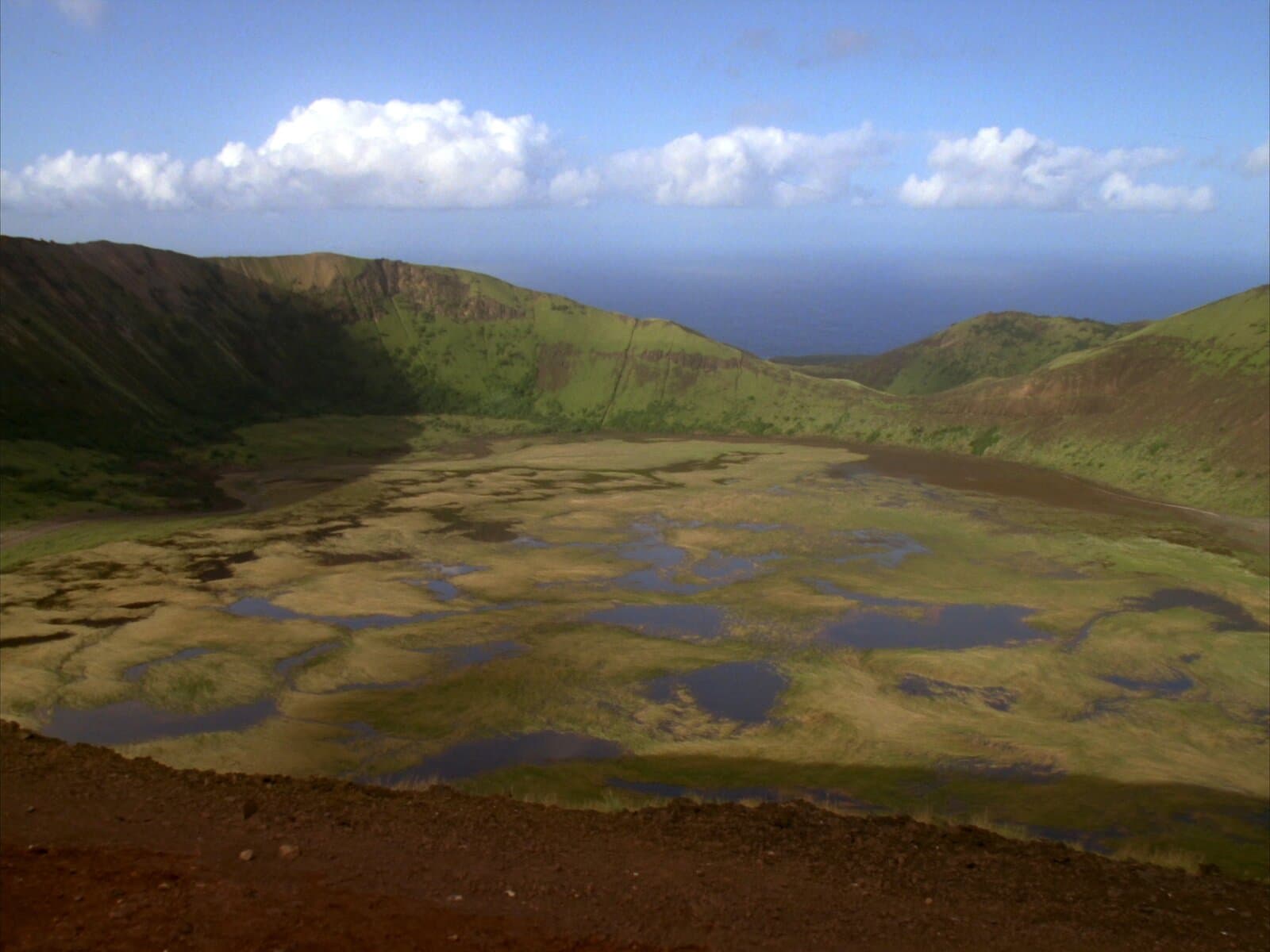 Caminata al cráter del volcán Rano Kau y la aldea de Orongo